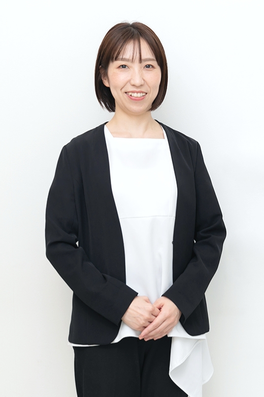 宮本さんの正面笑顔の写真